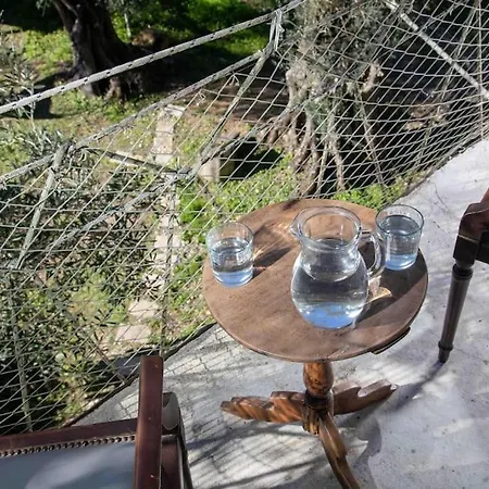 Holiday home Margaritis's Treehouse