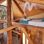 Margaritis's Treehouse 度假居 帕拉蒙纳斯